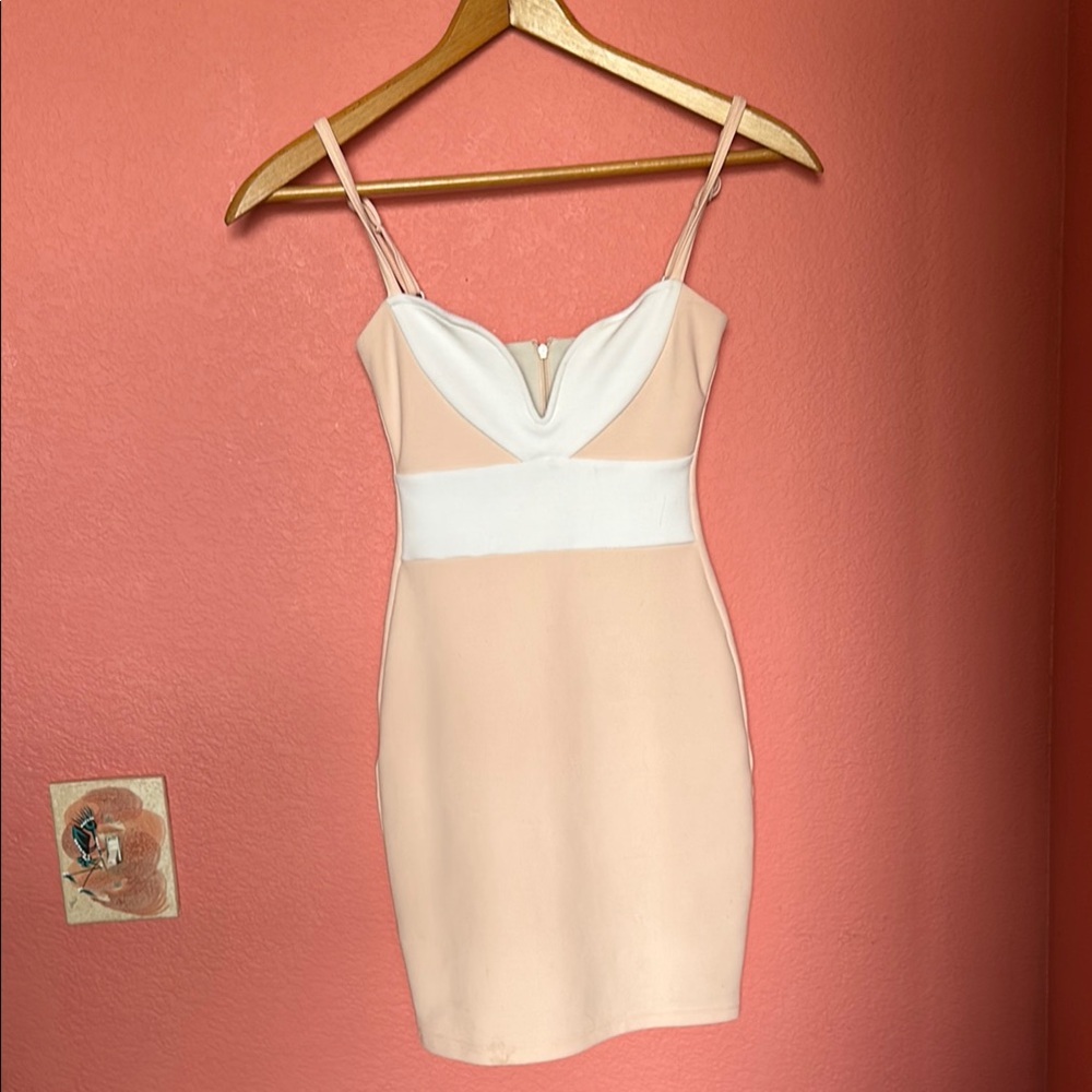 Nookie Mini Dress in Peach and White